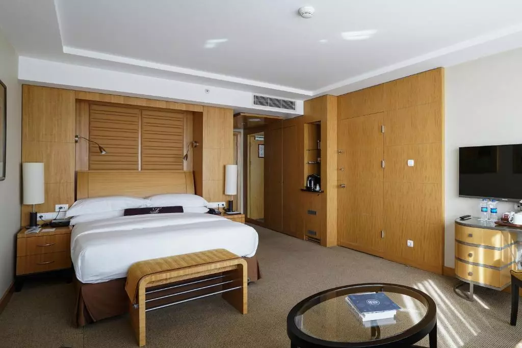 Lugal Luxury Collection Hotel